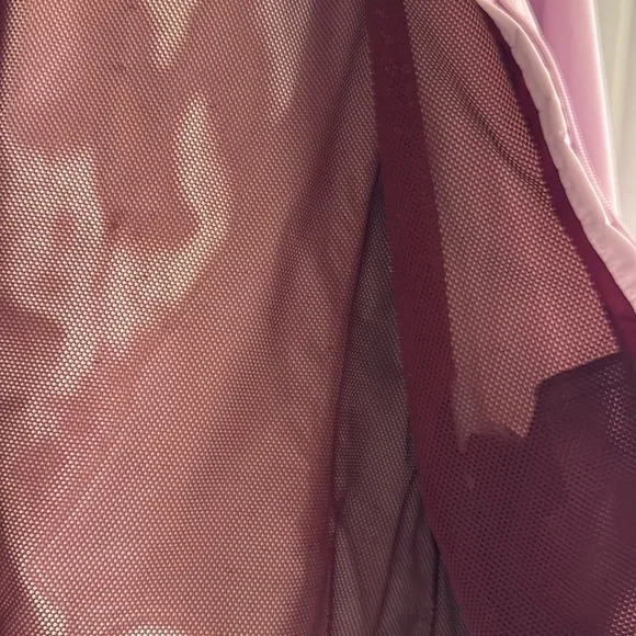 Columbia Rainjacket. Women’s size medium - Picture 10 of 11